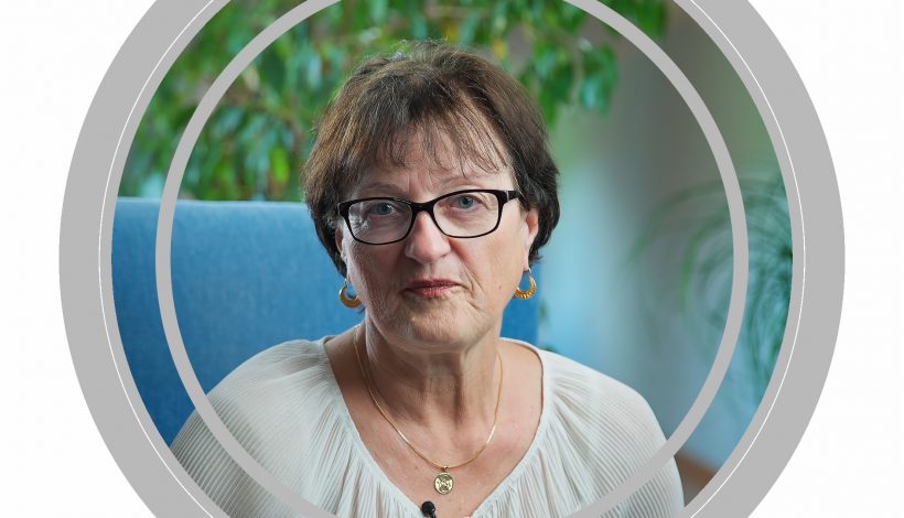 Madame Nilles, fille de Monsieur Marin nous témoigne de son enchantement profond envers la Stëftung Hëllef Doheem. Elle est ravie que son père soit heureux et bien pris en charge pendant la journée dans l'un des centres de jour de la fondation. #aguddenhänn #stëftunghëllefdoheem #hëllefdoheem #morethan25years
